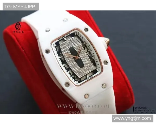 足球明星同款腕表揭秘让你也能拥有球场风范与时尚魅力